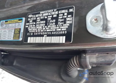 2020 Kia Telluride S z USA, uszkodzony, nr VIN 5XYP6DHCXLG035663